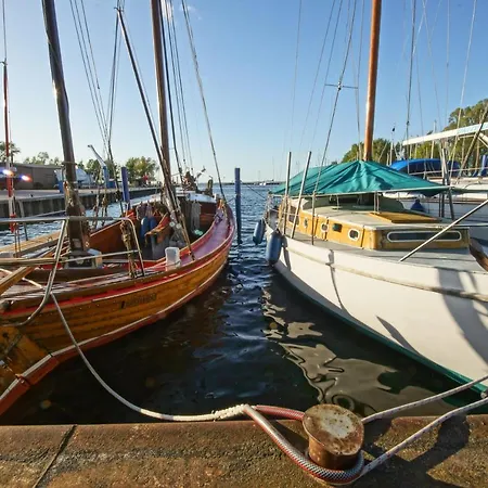 Am Stettiner Haff Апартаменты Monkebude