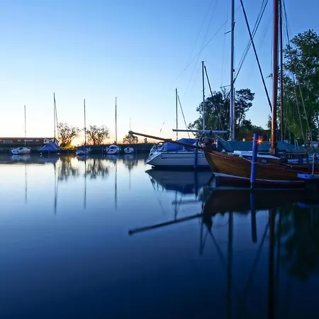 Am Stettiner Haff Апартаменты *